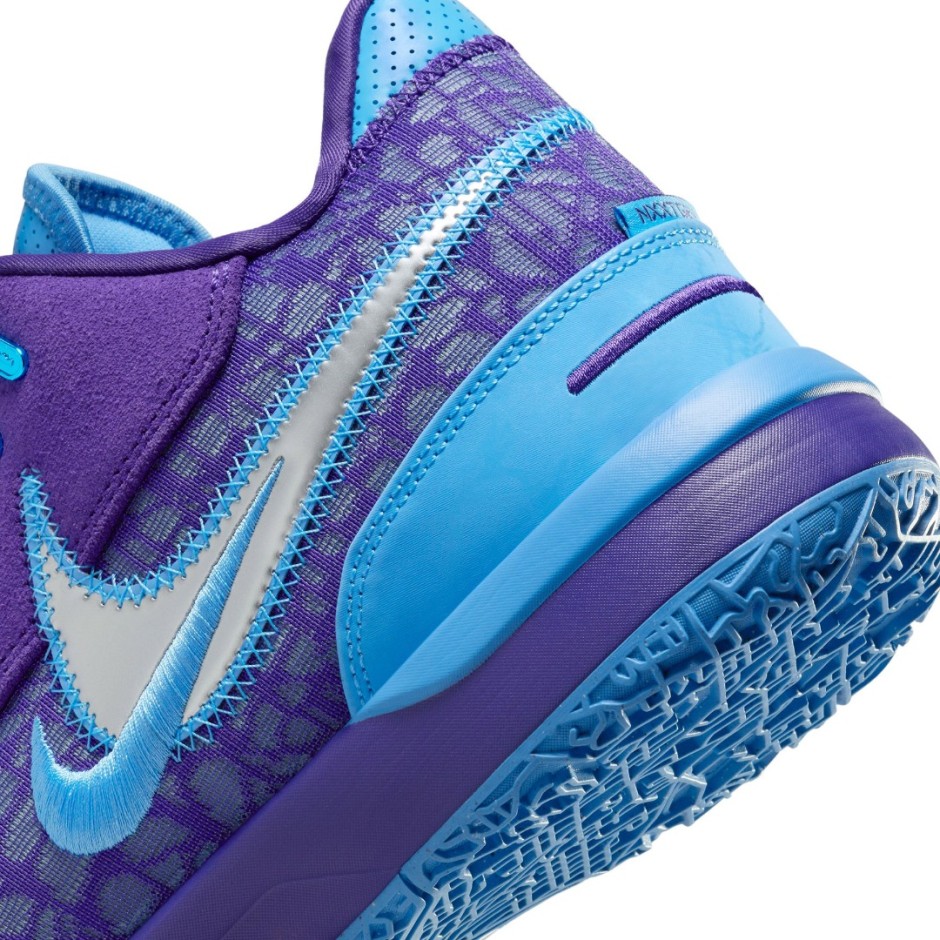 NIKE ZM LEBRON NXXT GEN AMPD FJ1566-500 Purple