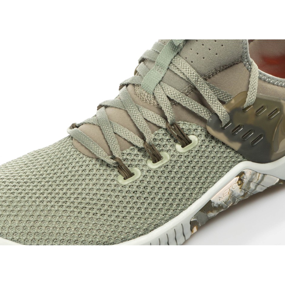 ah8141 nike