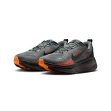 NIKE VOMERO 18 HM6803-011 Coal Image 1