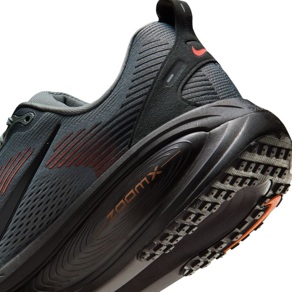 NIKE VOMERO 18 HM6803-011 Coal