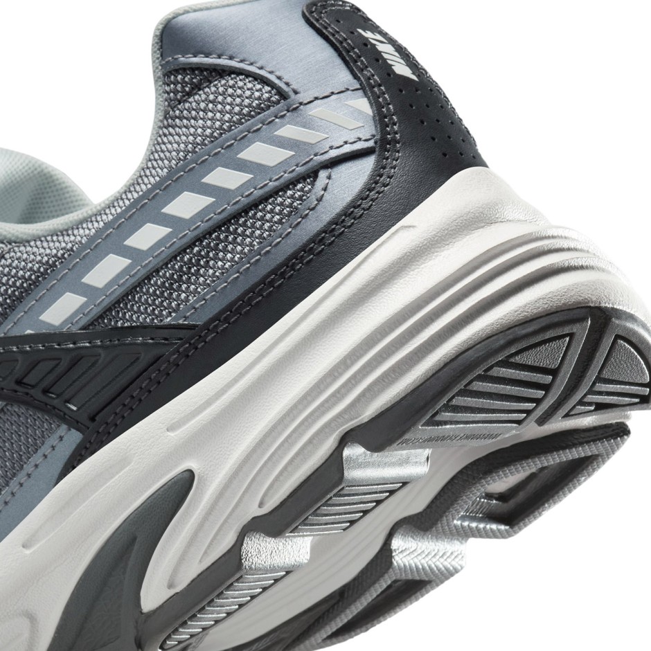NIKE INITIATOR IB3083-001 Grey