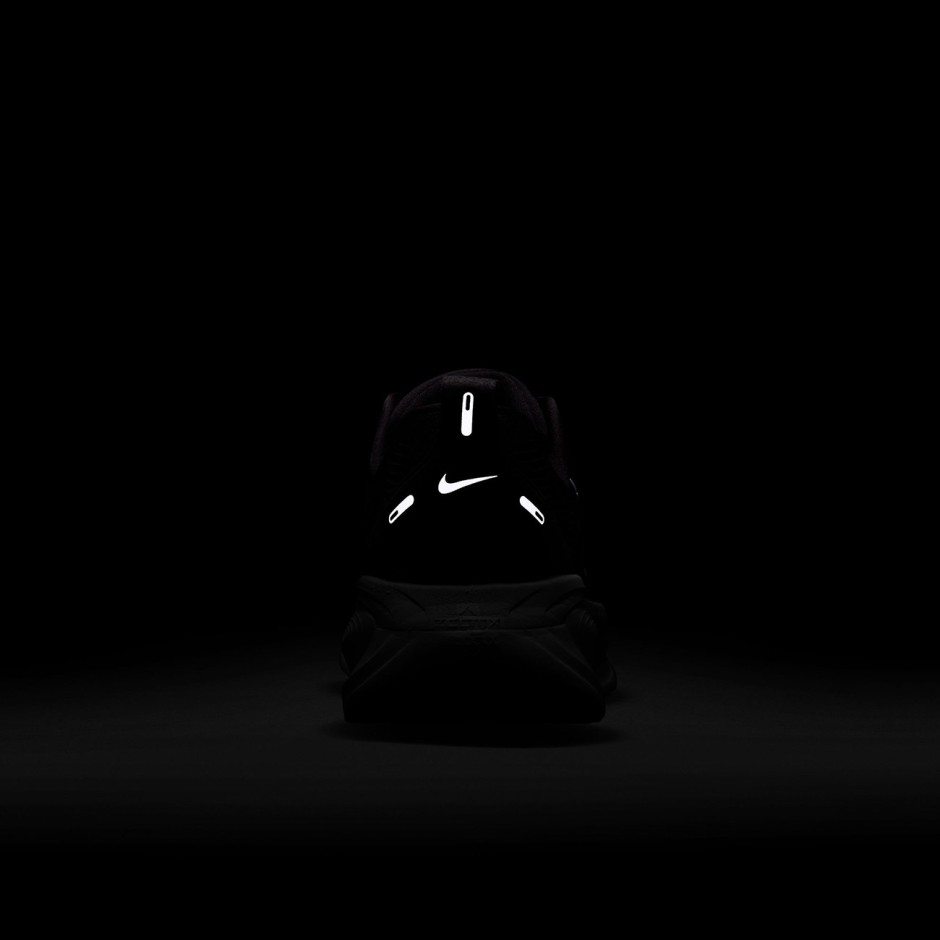 Men's Running Shoes Black - Nike Vomero 18 