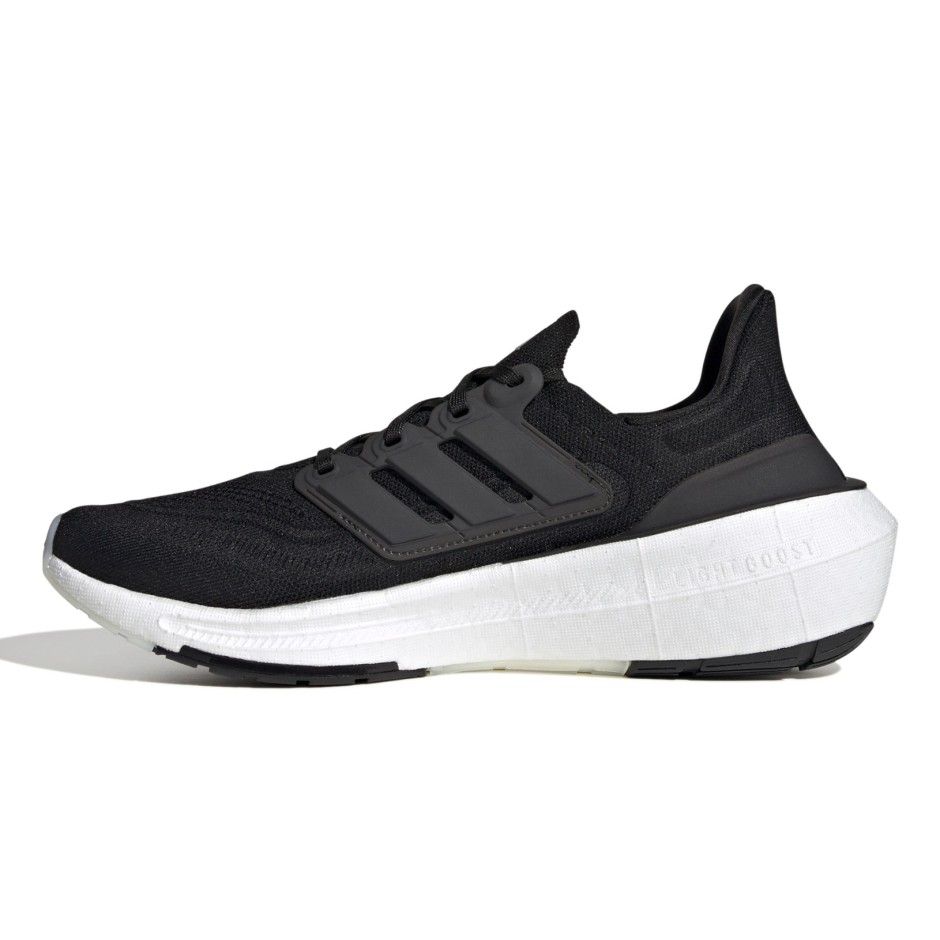 Ultraboost 18 shop black and white