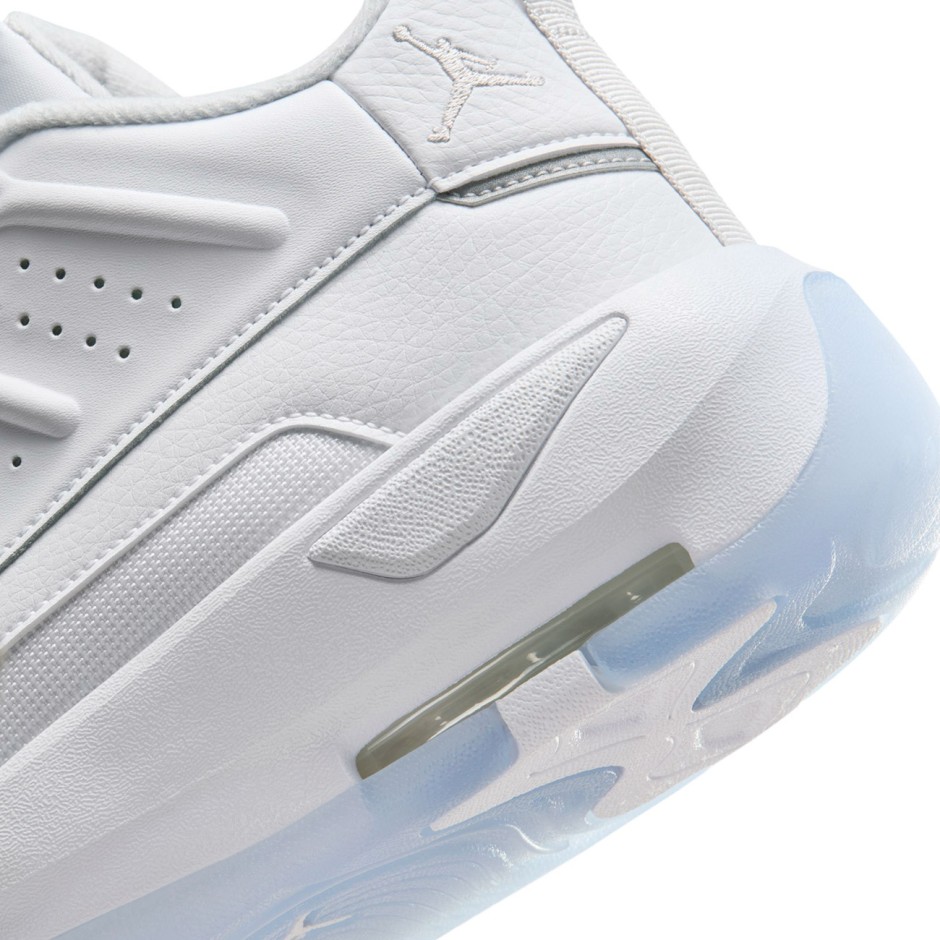 JORDAN MAX AURA 7 HQ2091-105 White