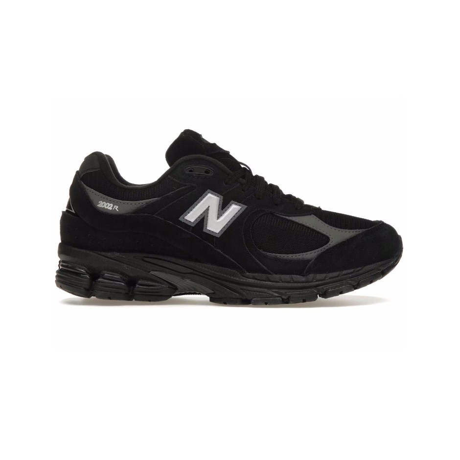 Men's Sneakers Black - New Balance 2002R