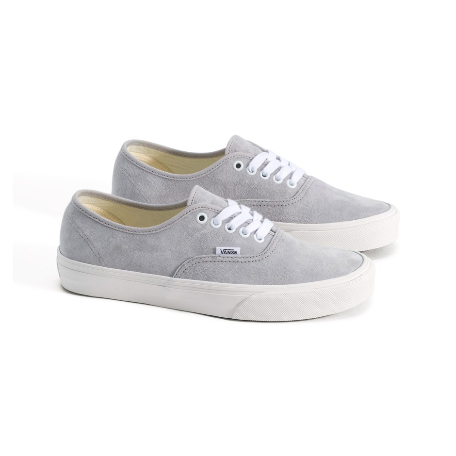 VANS AUTHENTIC PIG SUEDE VN000D7YBH7-BH7 Grey