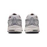 NIKE AIR MAX MOTO 2K IV5759-094 Ασημί Εικόνα 2