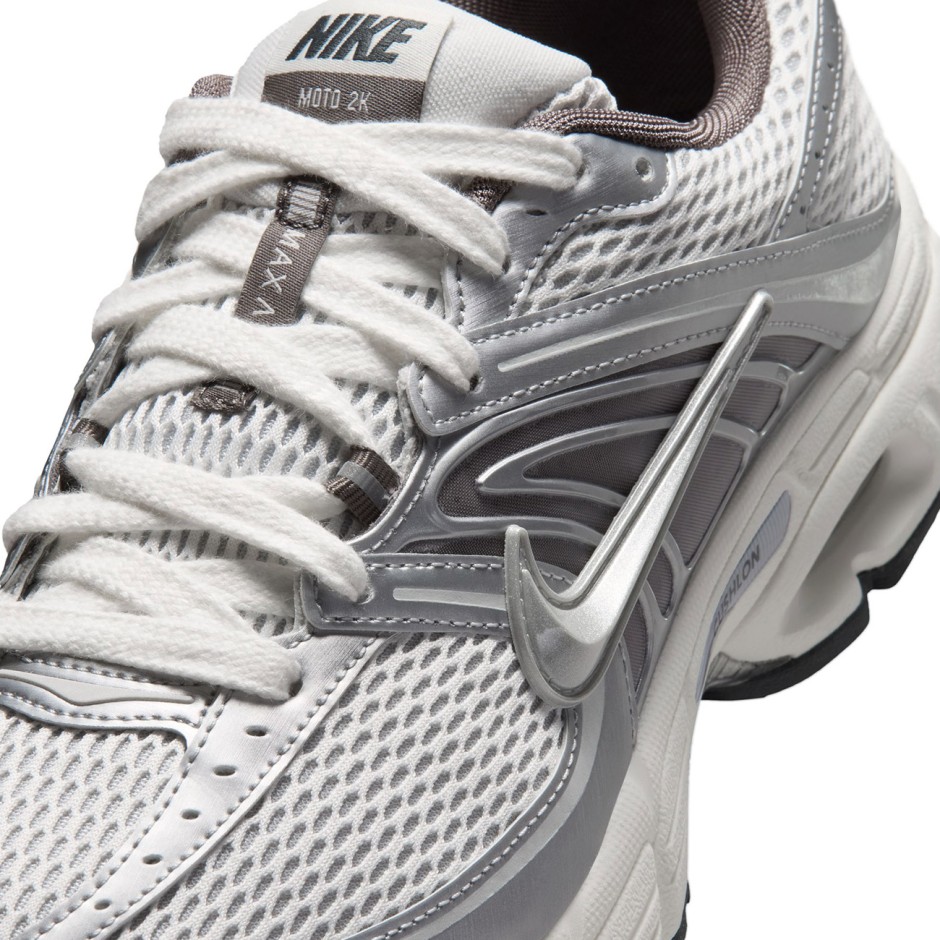 NIKE AIR MAX MOTO 2K IV5759-094 Ασημί
