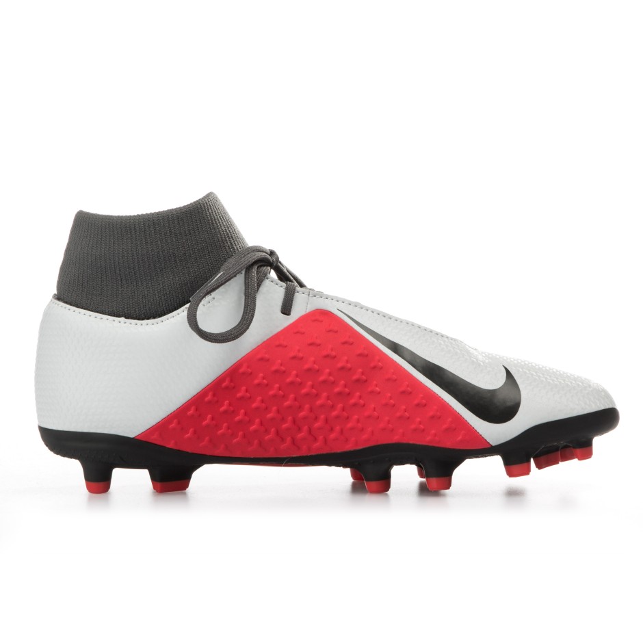 Nike phantom vision raised on concrete new arrivals