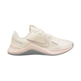 Nike MC Trainer 2 Εκρού - Γυναικεία Παπούτσια Training  Εικόνα 
