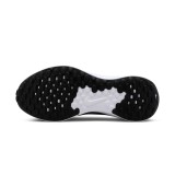 NIKE REVOLUTION 7 FB2208-004 Black Image 4