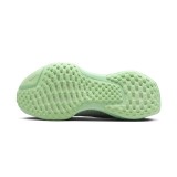NIKE ZOOMX INVINCIBLE RUN FLYKNIT 3 DR2660-009 Grey Image 6
