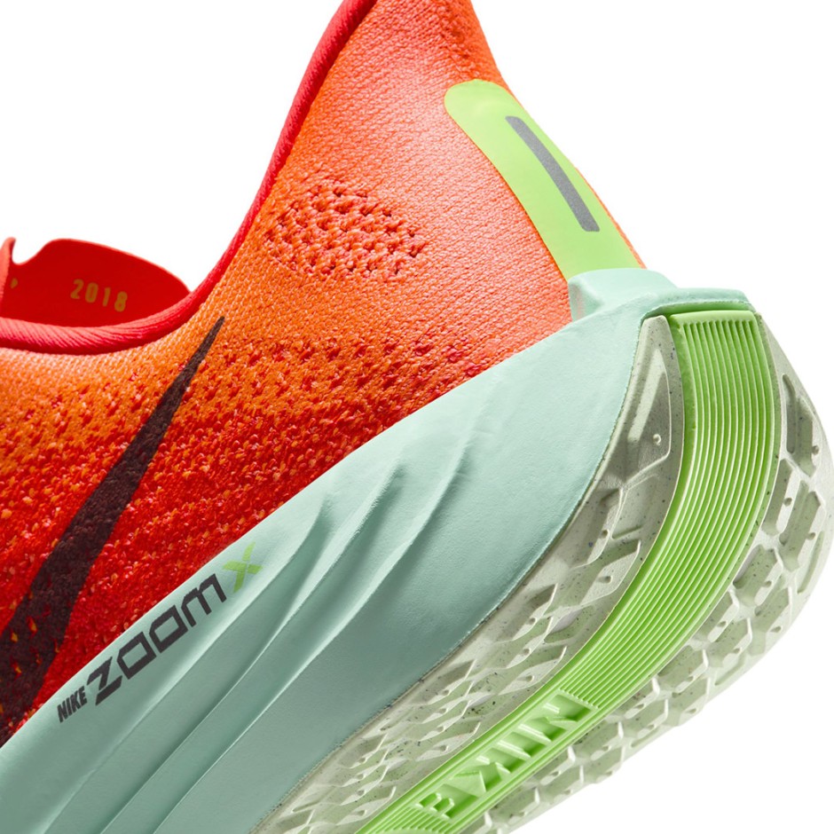 NIKE W PEGASUS PLUS FQ7261-600 Red