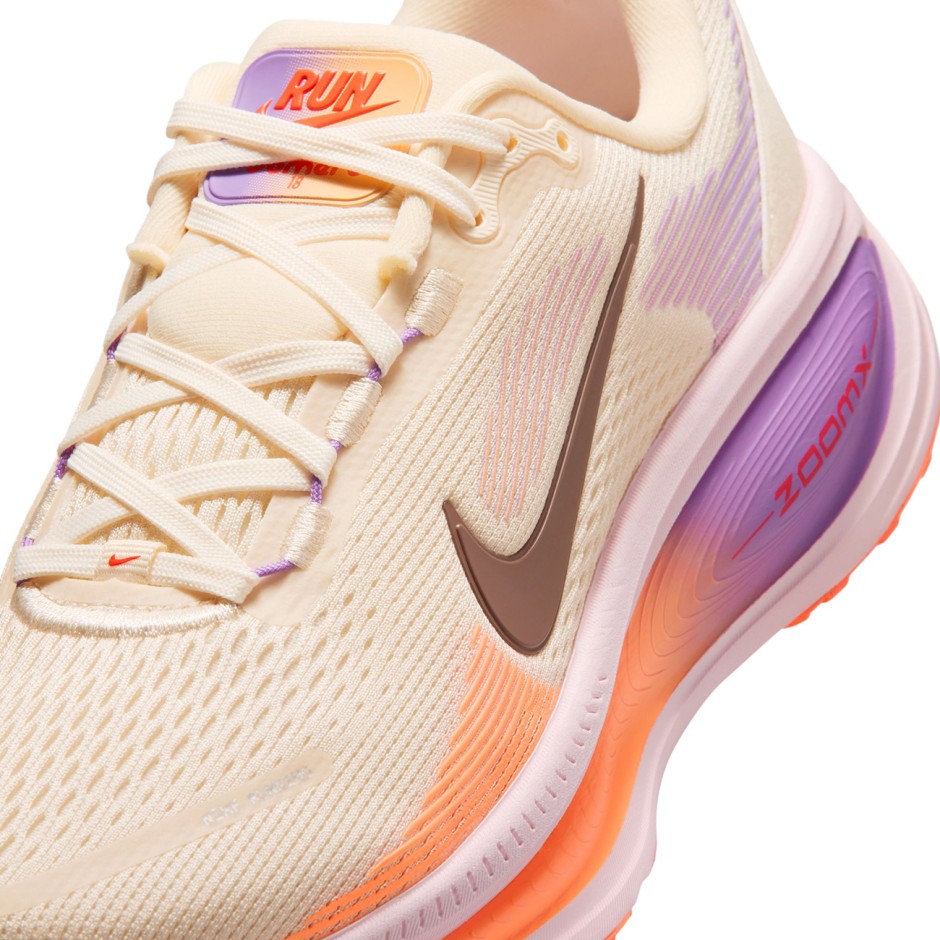 Γυναικεία Παπούτσια για Τρέξιμο Σομόν - Nike Vomero 18