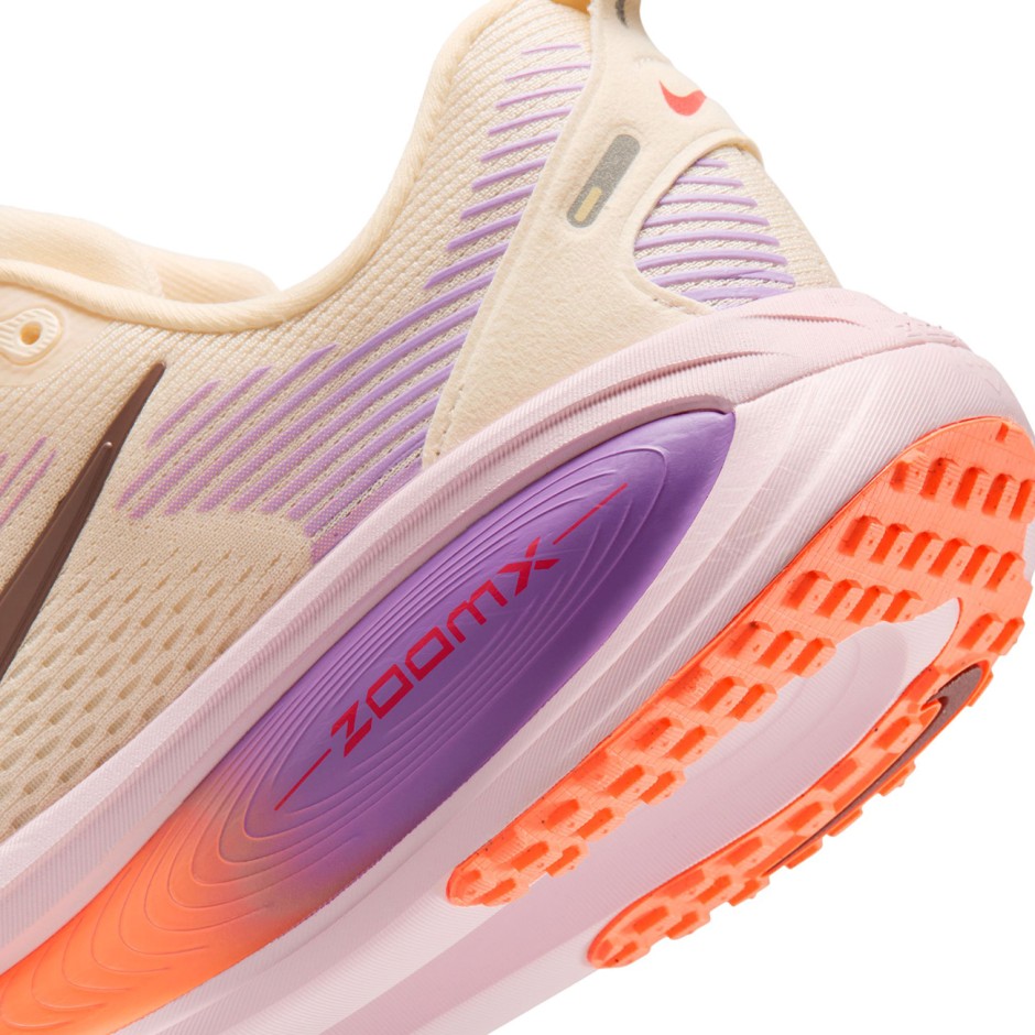 Γυναικεία Παπούτσια για Τρέξιμο Σομόν - Nike Vomero 18