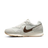 Nike Venture Runner Εκρού - Γυναικεία Sneakers Εικόνα 0