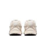 Γυναικεία Sneakers Εκρού - Nike V5 RNR Εικόνα 2