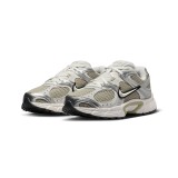 Γυναικεία Sneakers Πολύχρωμα - Nike V5 RNR Εικόνα 1