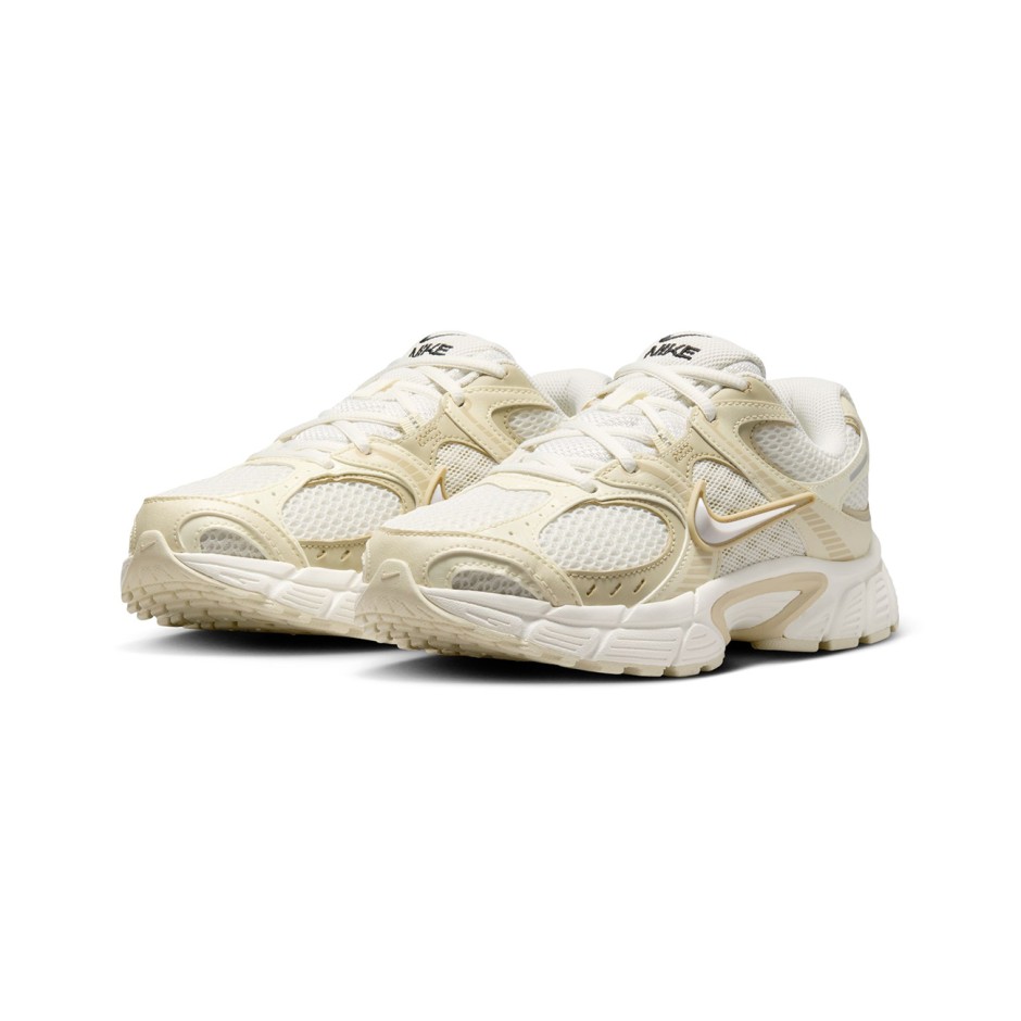Γυναικεία Sneakers Εκρού - Nike V5 RNR SE