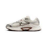 Women's Sneakers Ecru - Nike V5 RNR Image 0