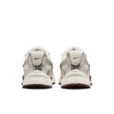 Women's Sneakers Ecru - Nike V5 RNR Image 2