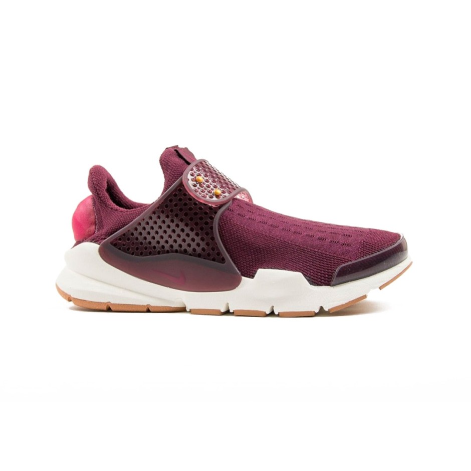 NIKE 848475-600 Red