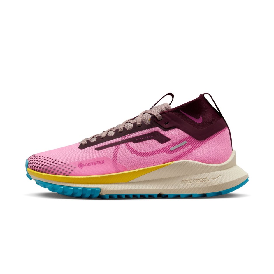 nike pegasus trail pink