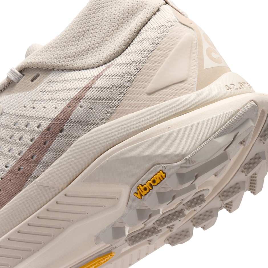 Women's Trail Running Shoes Beige - Nike ACG Zegama 