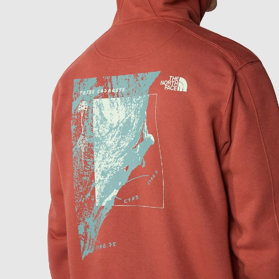 THE NORTH FACE MEN’S OUTDOOR GRAPHIC HOODIE NF0A8522UBC-UBC Brown