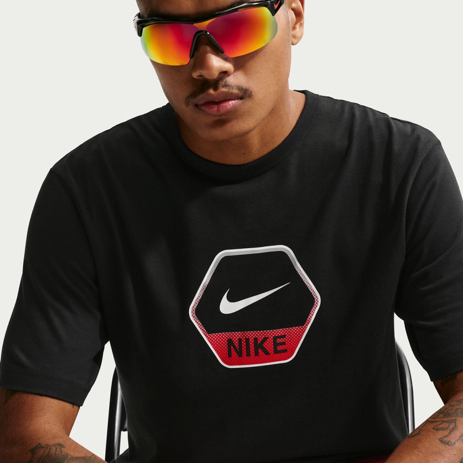 Ανδρική Κοντομάνικη Μπλούζα Μαύρη - Nike Sportswear