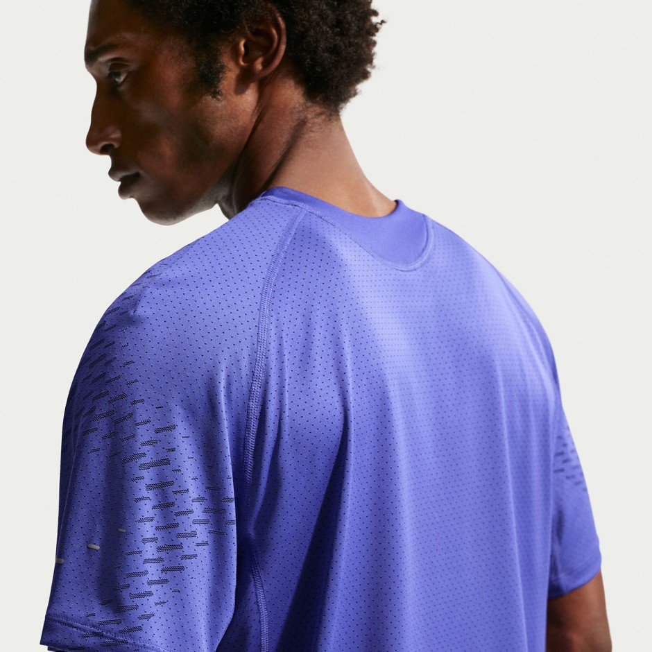 Men's Running T-Shirt Royal Blue - Nike Stride Plus