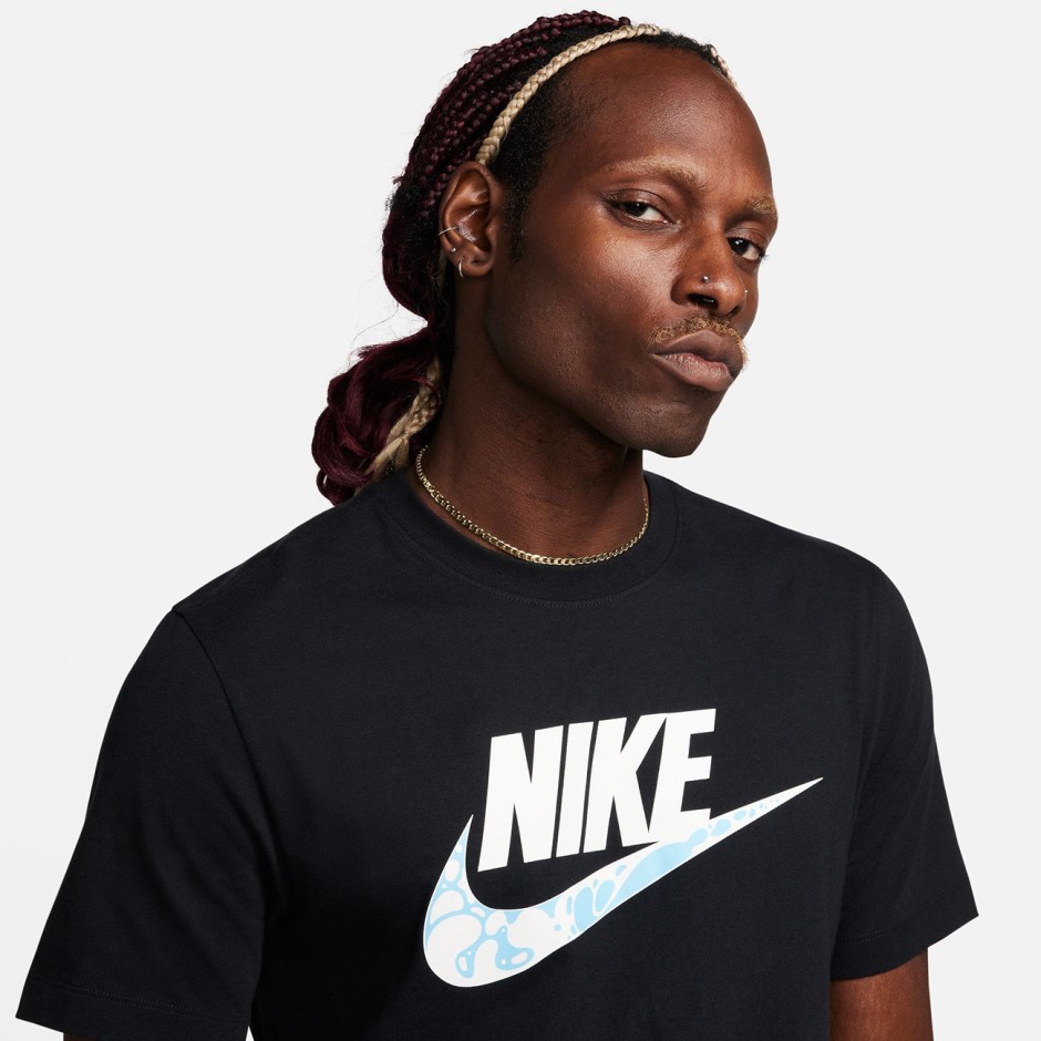Men's T-Shirt Black - Nike Sportswear
