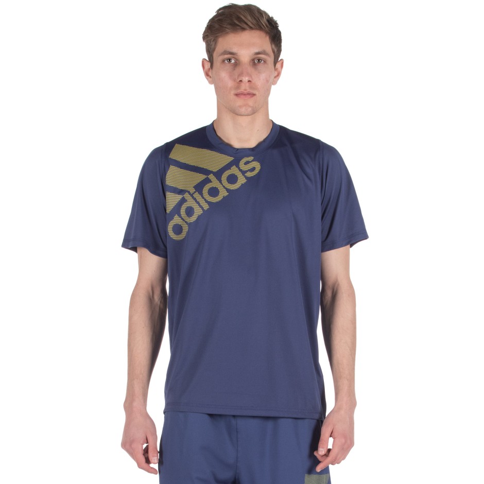 adidas Performance FREELIFT BADGE OF SPORT GRAPHIC TEE FR9077 Blue