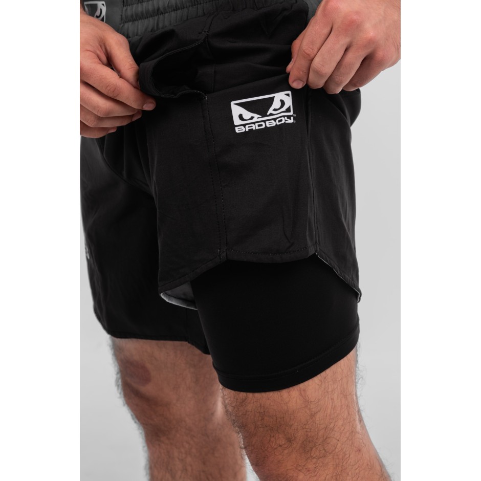 BAD BOY TRANING SHORTS LOGO CLASSIC ZIPPED POCKETS BB-000079-BW Black