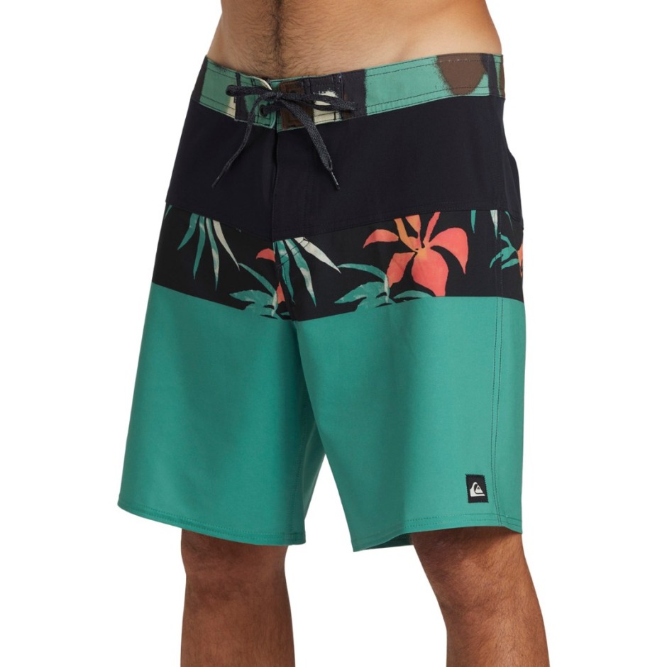QUIKSILVER SURFSILK PANEL 18 AQYBS03656-KVJ6 Colorful