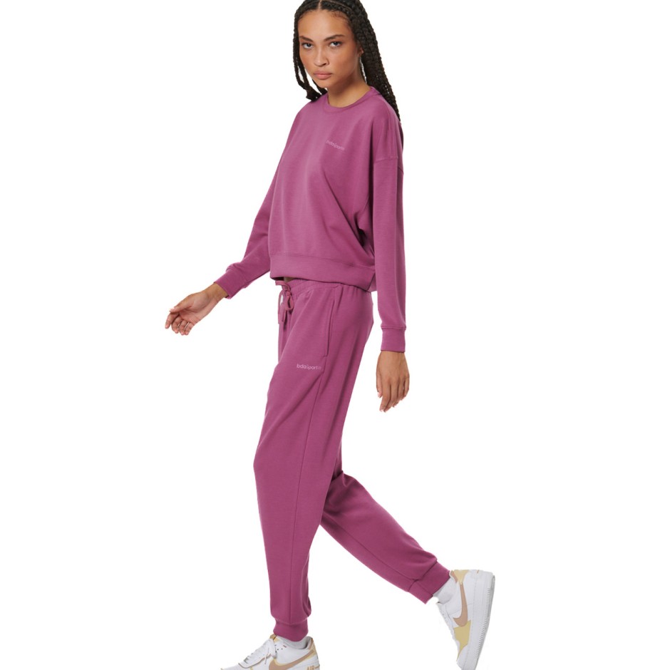BODY ACTION 061527-01-08D Crimson