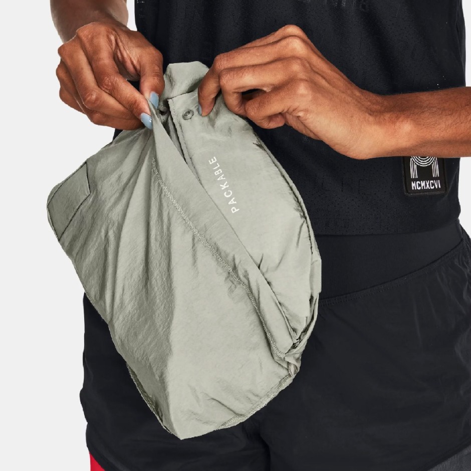 Under Armour Run Everywhere Χακί - Γυναικείο Μπουφάν για Τρέξιμο