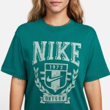 Γυναικεία Κοντομάνικη Μπλούζα Πετρόλ - Nike Sportswear Εικόνα 2