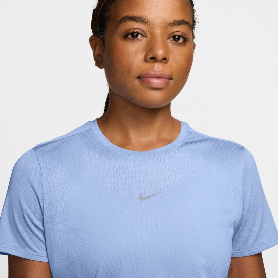 Women's Running T-Shirt Siel - Nike Swift Aero-FIT