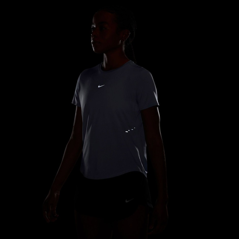 Women's Running T-Shirt Siel - Nike Swift Aero-FIT