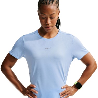 Women's Running T-Shirt Siel - Nike Swift Aero-FIT