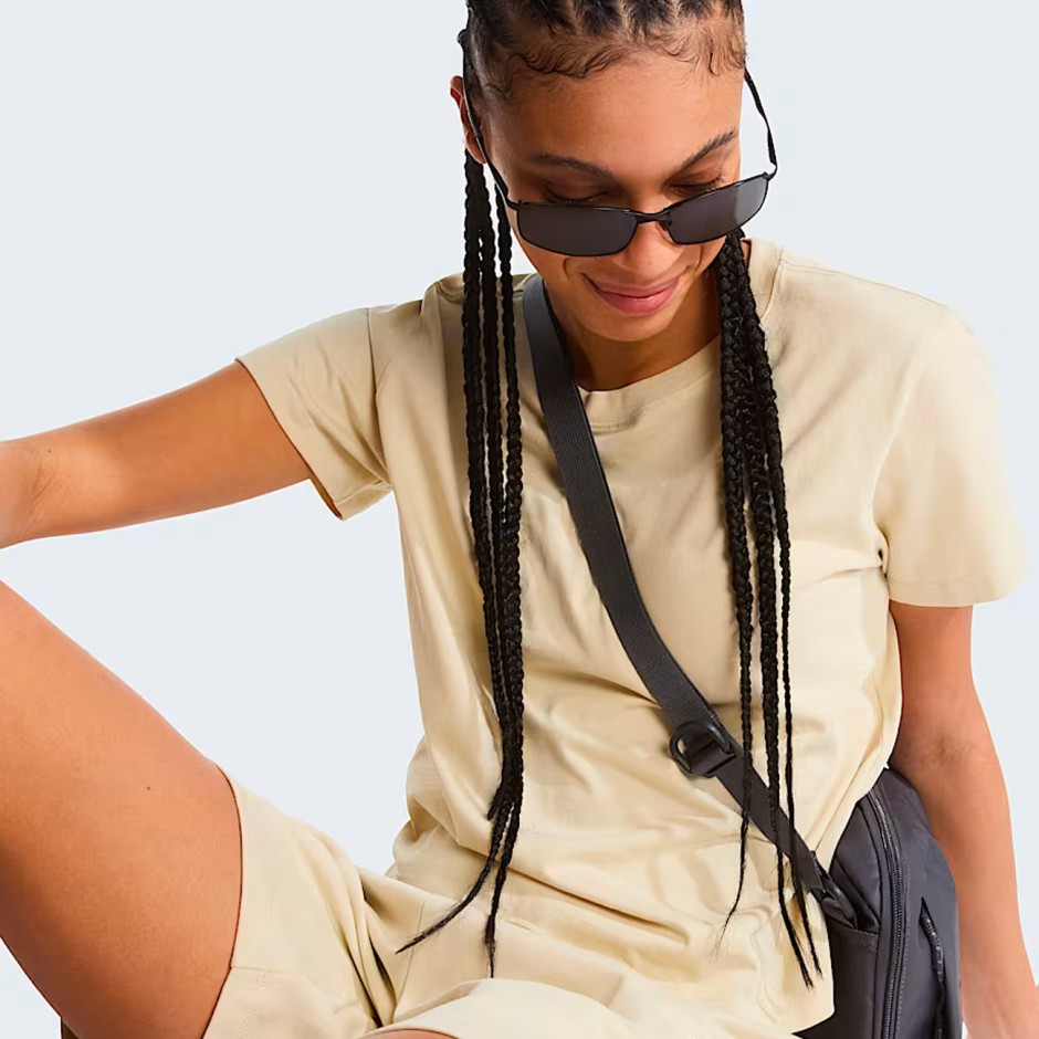 Women's Shorts Ecru - The North Face Essential Light Relaxed