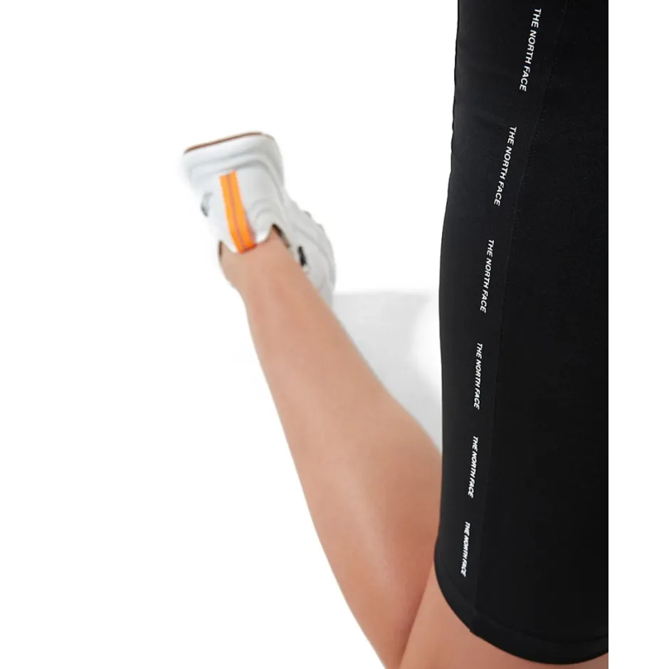 The north face train n best sale logo shorts