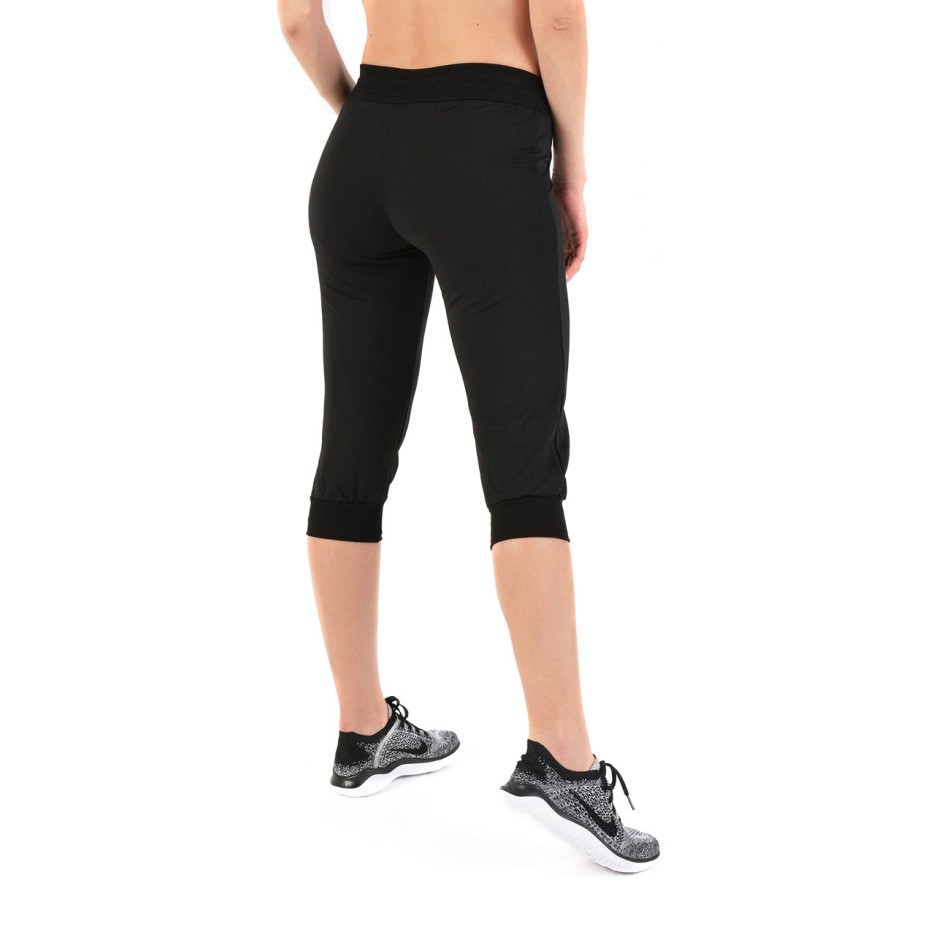 Black capri store pants target