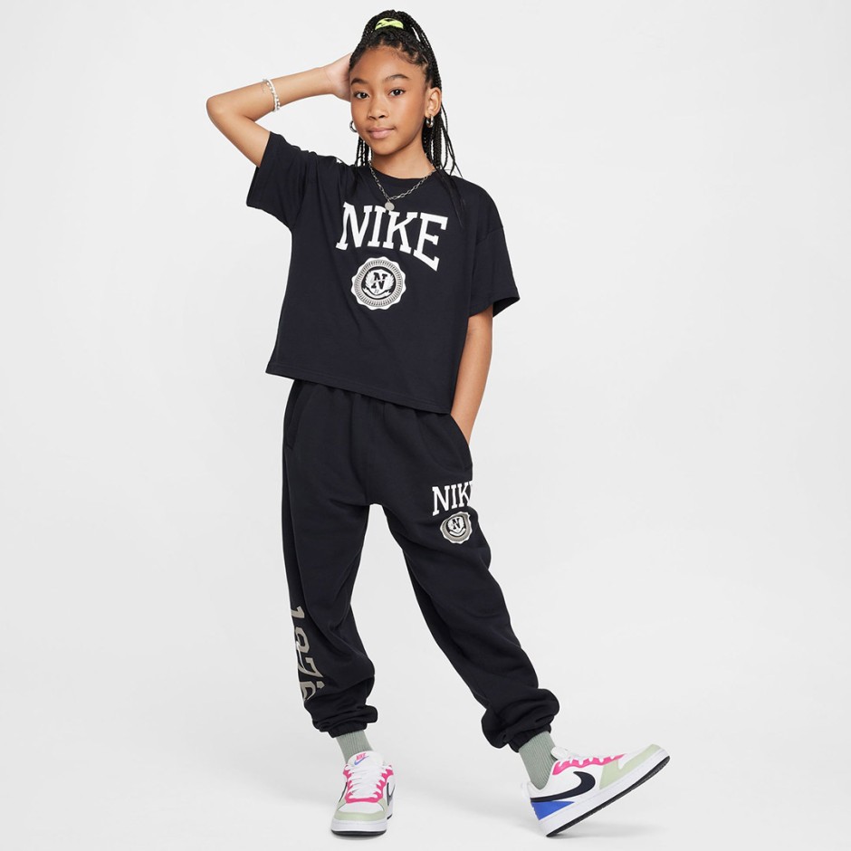 Παιδική Κοντομάνικη Μπλούζα Μαύρη - Nike Sportswear