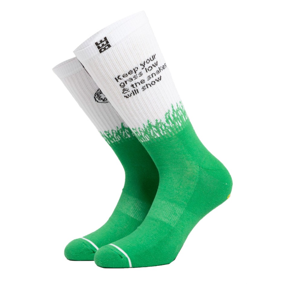 BEE UNUSUAL KEEP YOUR GRASS LOW COMBED SOCKS AS-250837-GREEN Green