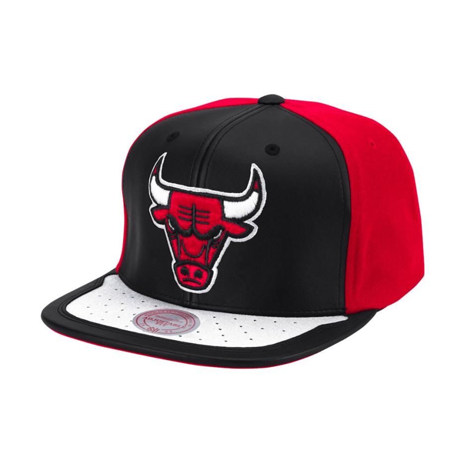 MITCHELL & NESS NBA DAY ONE SNAPBACK BULLS 6HSSMM19224-CBUBKWH-BLACK-WHITE Black