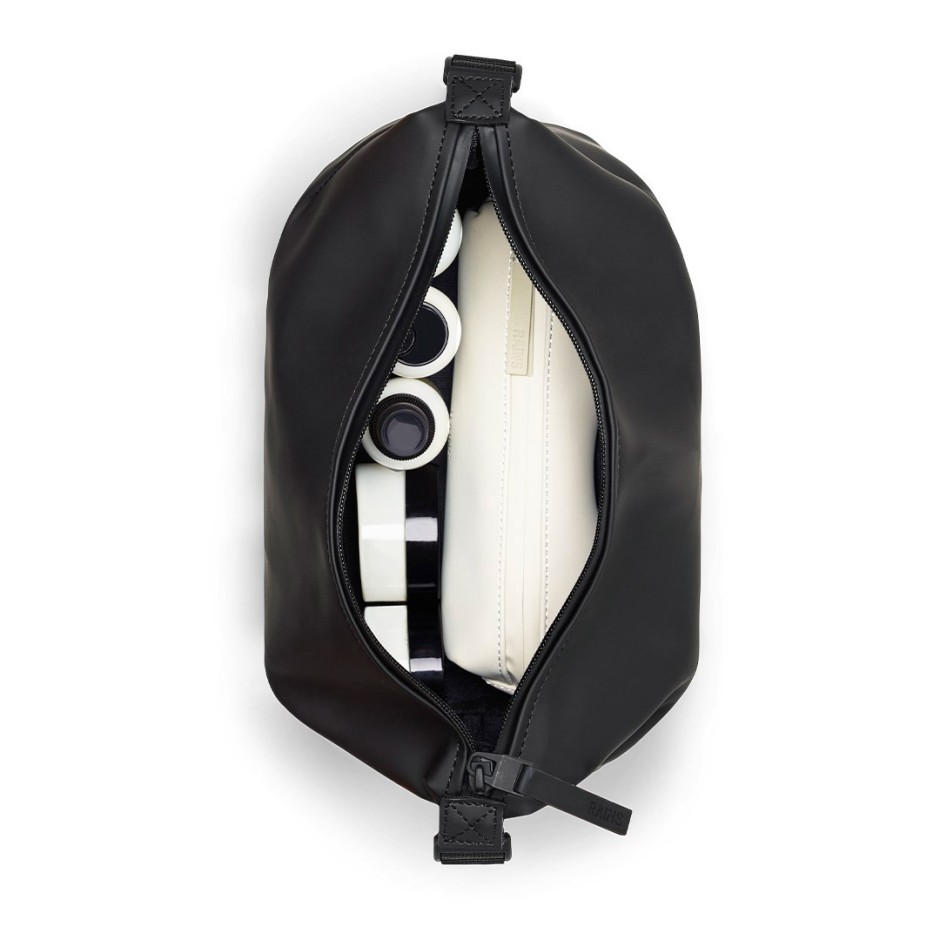 RAINS HILO WASH BAG W3 15630-01 Black