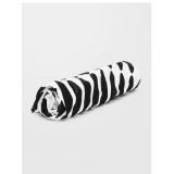 VOLCOM TEAM VITALS TOWEL D6712202-WHT White-Black Image 0
