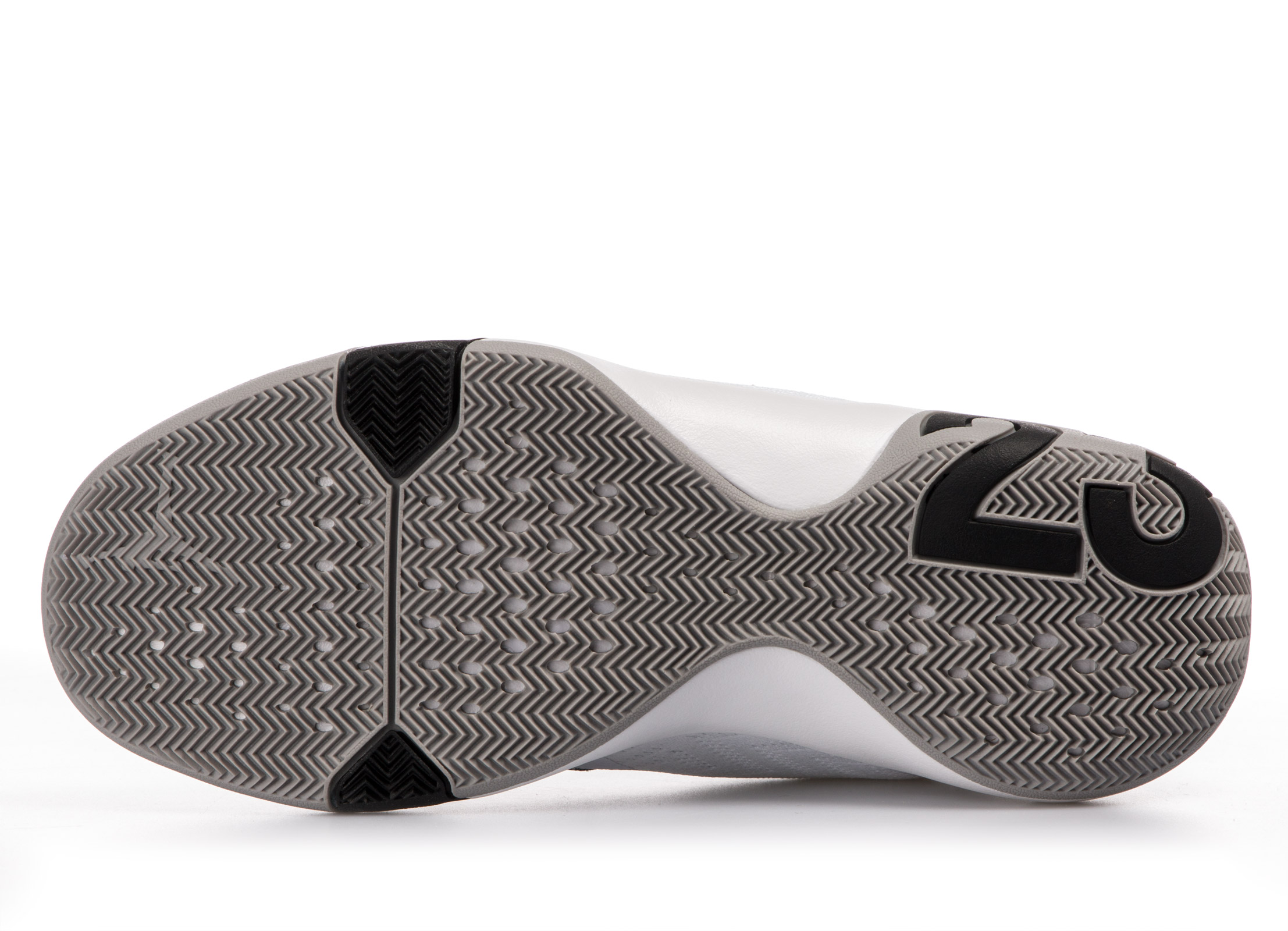 Lebron witness 3 intersport store